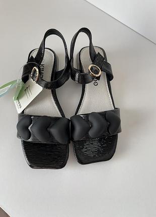 Босоніжки для дівчинки 3