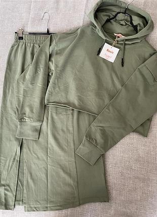 Костюм молодіжний