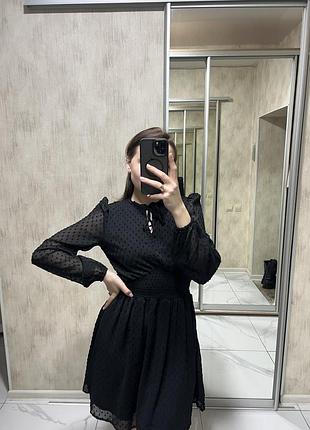 Сукня чорна