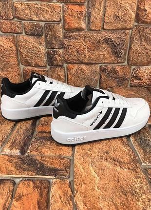 Кросівки дитячі adidas court4 фото