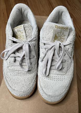 Интересные кроссовки reebok