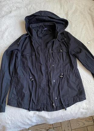 Куртка ветровка