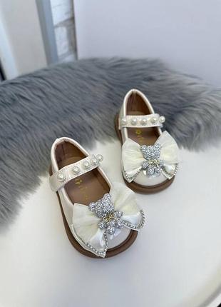 Туфельки для девочки