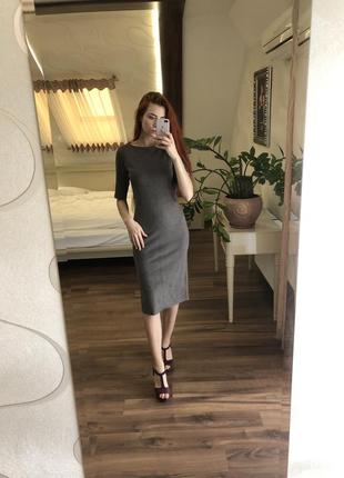 Сіре плаття замшеве