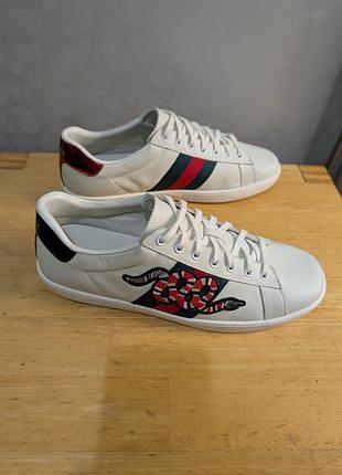 Gucci - брендові італійські шкіряні кросівки кеди