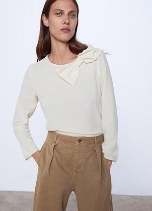 Новая бежевая блуза с бантом zara