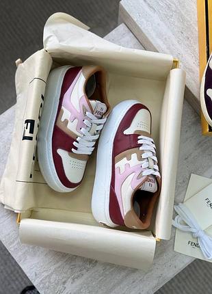 Кросівки жіночі 3