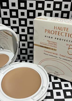Сонцезахисна крем-пудра avene solaires tinted compact spf 50+