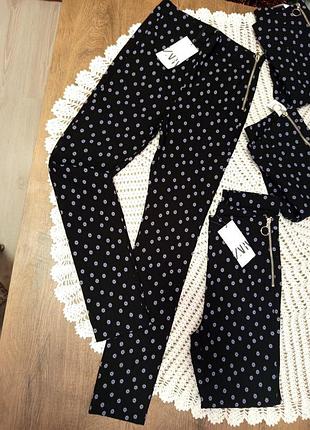 Брюки на высокой посадке от zara