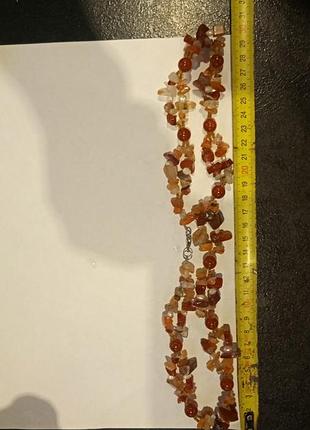 Намисто з натурального каменю.