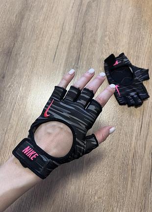Перчатки для спортзалу nike