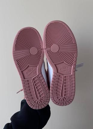 Классные женские кроссовки nike alarm air definition white white premium розовые5 фото