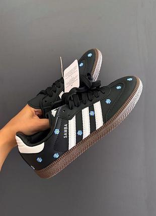 Стильні жіночі кросівки adidas samba og floral black чорні з квіточками