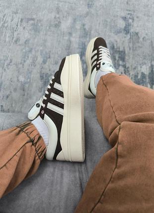 Жіночі кросівки adidas campus x bad bunny brown beige