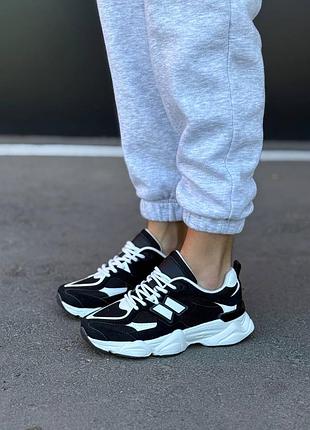 Кроссовки из натуральной замши