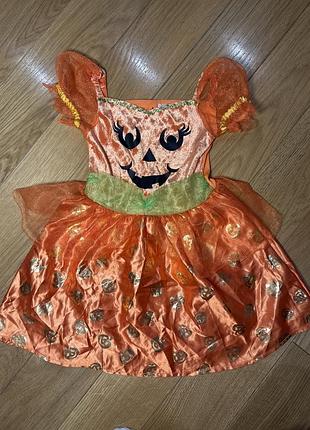 Платье тыквика