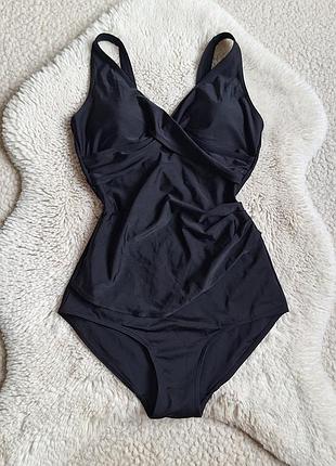 Слитный купальник