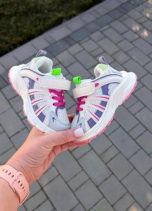 Кроссовки детские 2