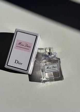 Dior miss dior blooming bouquet миниатюра 5мл