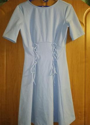 Платье со шнуровкой небесно-голубого цвета2 фото