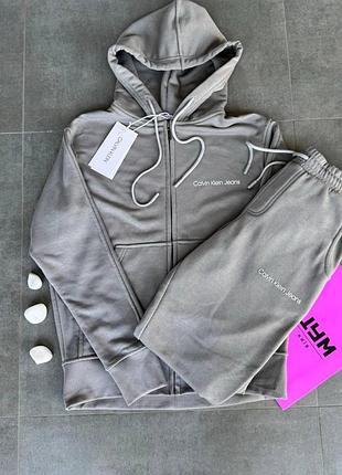 Демисезонный спортивный костюм calvin klein lux