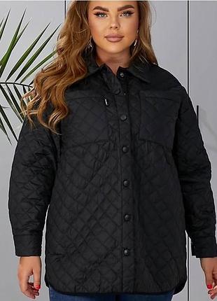 Жіноча куртка стьобана, вільного крою на кнопках з коміром 
плащівка еммі простьбана з обох боків ,сінтіпон 100