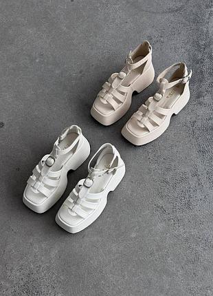 Босоніжки на платформі чорні бежеві білі еко шкіряні замшеві 11001 11004