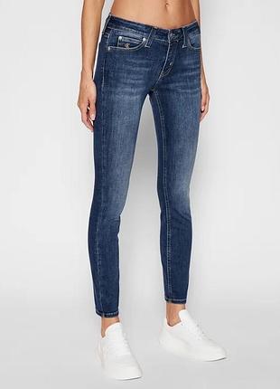 Жіночі calvin klein skinny jeans j20j214098
