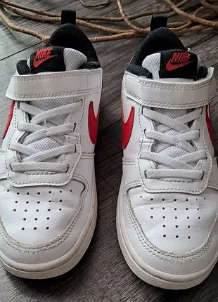 Універсальні шкіряні кросівки nike court borough low2 bq5451-110 (р.32)3 фото