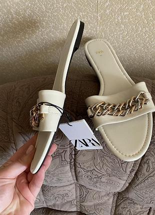 Новые кожаные светлые шлепки мюли 41 р zara 7
