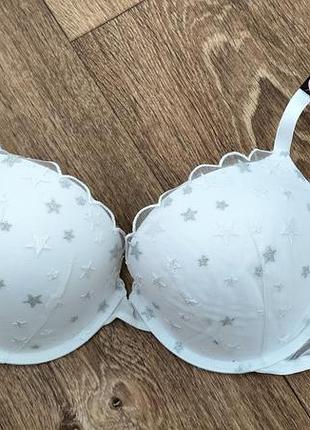 Бюстгальтер vs