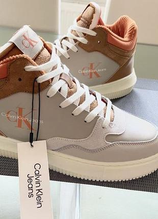 Высокие мужские кроссовки calvin klein.