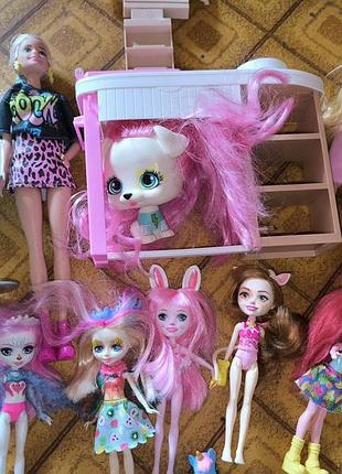 Куклы барби и энчатмилс
