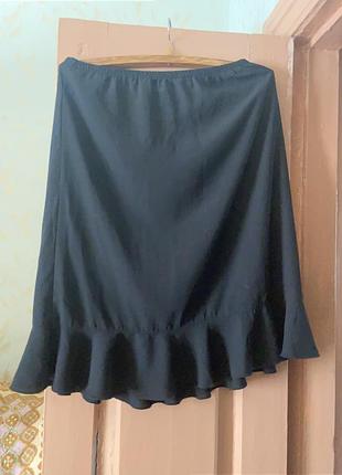 Юбка черная с воланом р. 54/56.classic.