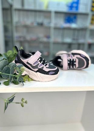 Стильные и удобные кроссовки для девочек