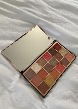 Makeup revolution wild animal fierce palette палетка теней для век 18
