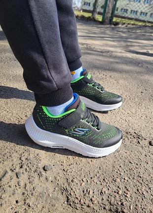 Кросівки дитячі skechers оригінал