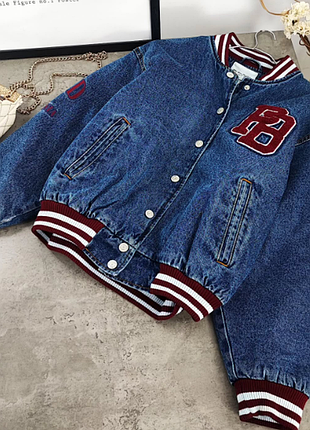 Стильний джинсовий бомбер pull&bear