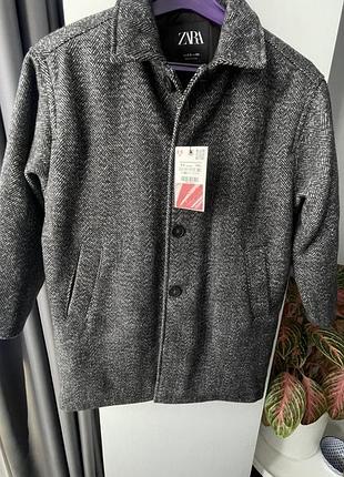Пальто zara на мальчика