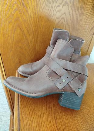 Ugg ботинки кожаные 2
