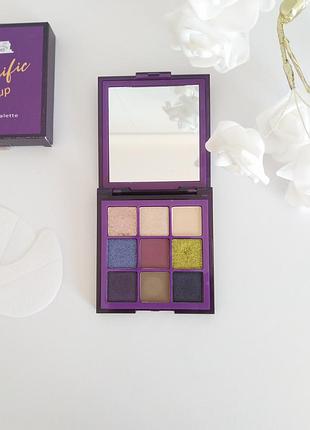 Палетка теней magnific glambee с формами для макияжа 9 оттенков тени тена