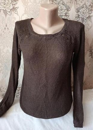 Светр жіночий
