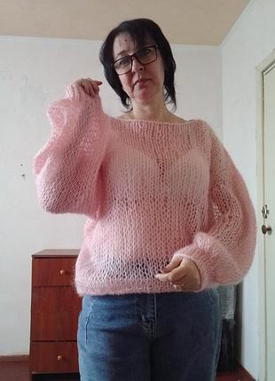 В'язана павутинка ручної роботи. мохеровий светр паутинка