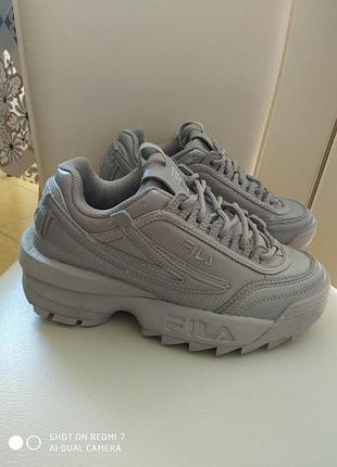 Кросівки fila