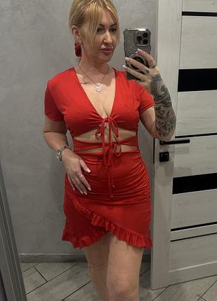 Продам сукню плаття тягнеться зручно сидить м 46