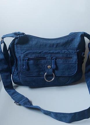 Стильная,практичная сумка в спортивном стиле hernan collection италия