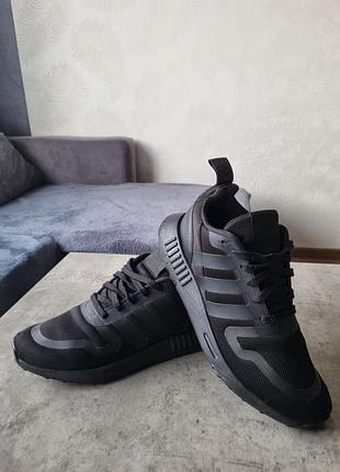 Кроссовки adidas