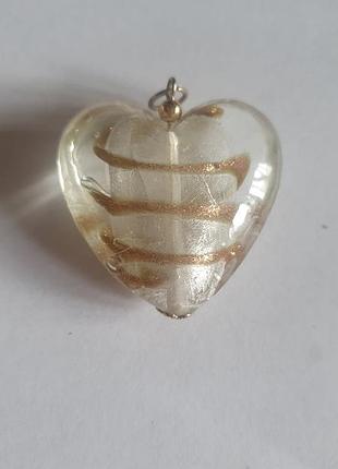 Великий кулон скло