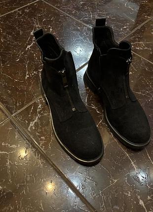 Короткие сапожки