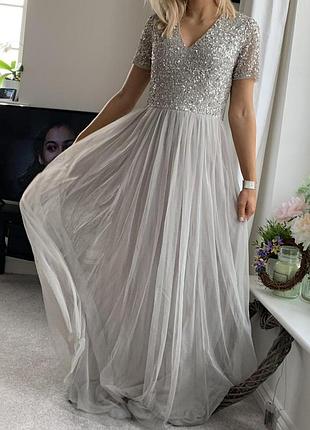 Нарядное тюлевое платье макси